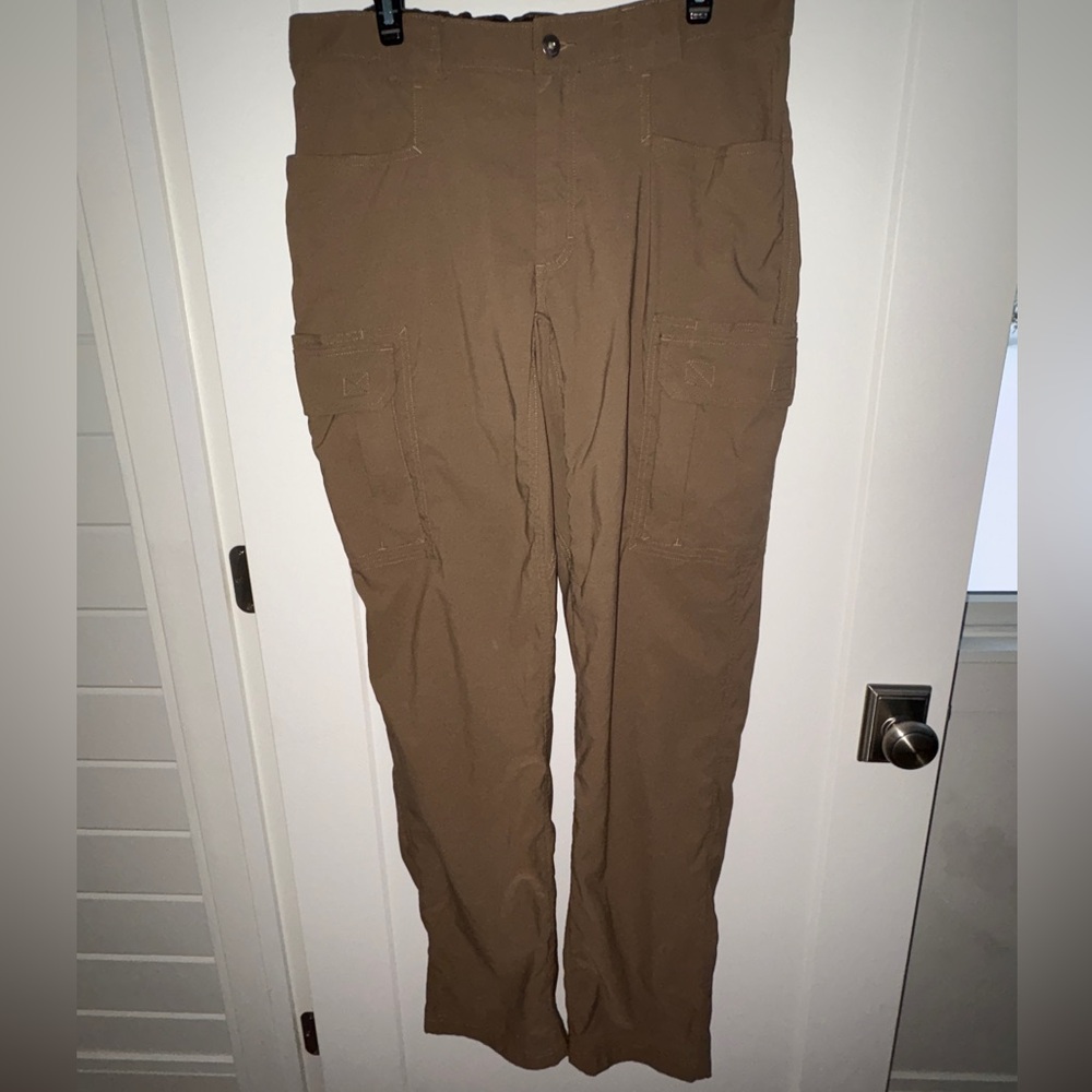 NWOT Duluth Trading Co. Duluthflex Dry on the Fly cargo pants men's Lx36